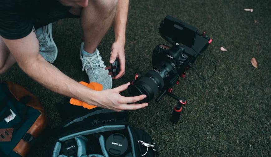 色彩心理学×动态美学，历下区产品视频拍摄公司唤醒感官冲击力